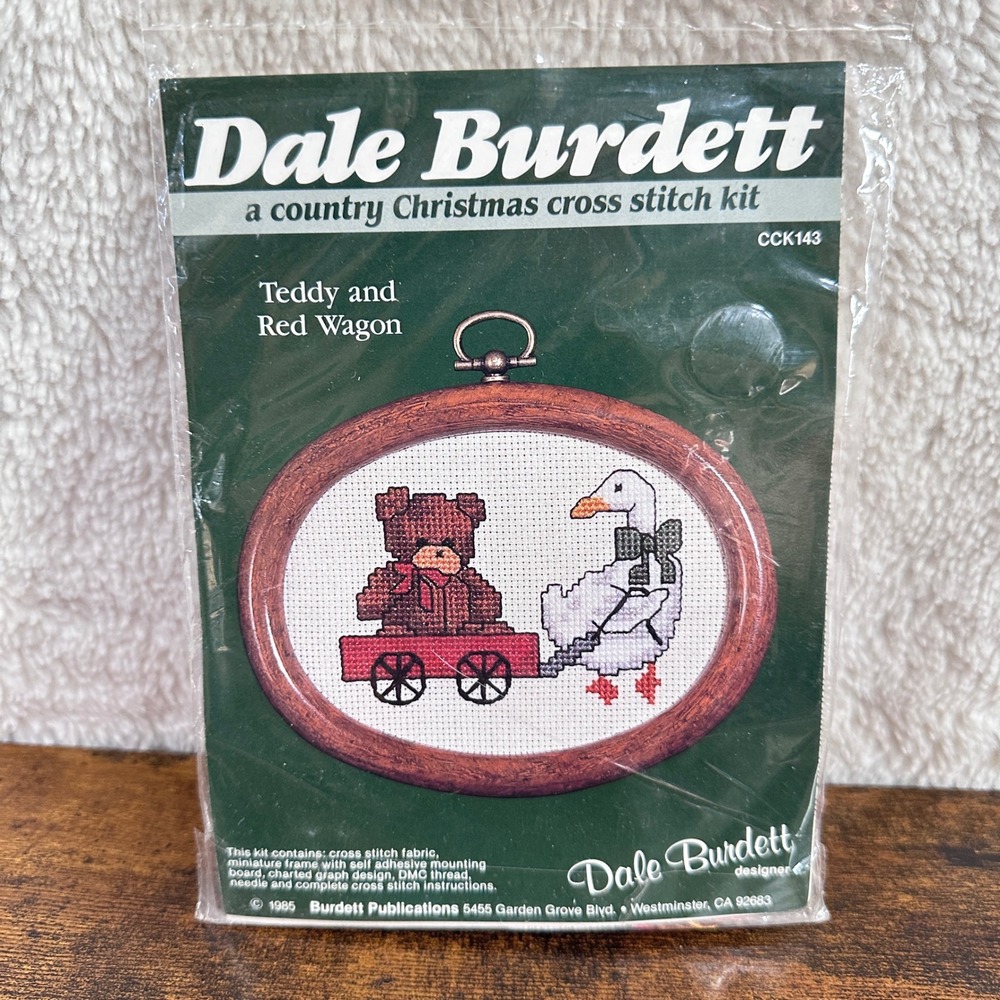 VTG Dale Burdett Cross‎ Stitch Kit Green NEW Teddy and Red Wagon CCK143 1985